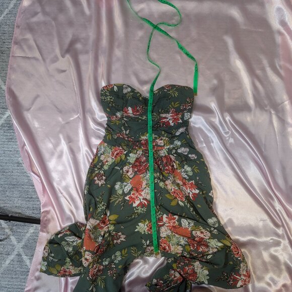BOG Collective Size Small Green Floral Jumpsuit - Picture 13 of 16